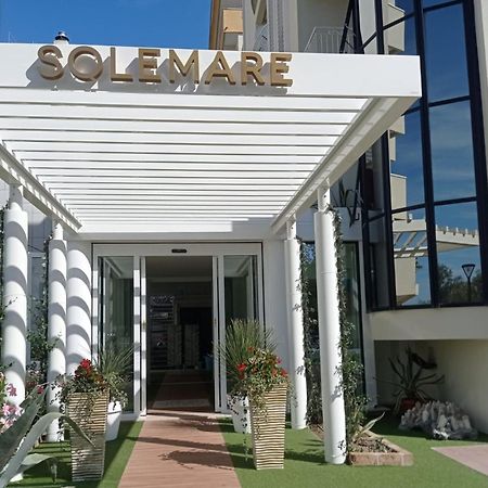 Solemare Hotel E Residence Мисано Адриатико Екстериор снимка
