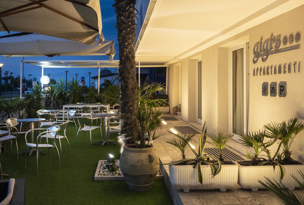 Solemare Hotel E Residence Мисано Адриатико Екстериор снимка